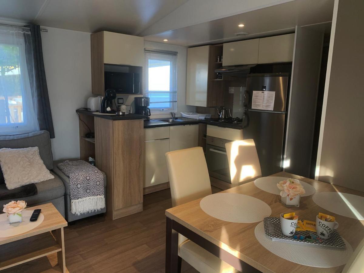 Mobil-Home 4 Etoiles Avec Piscine Proche De Blois Onzain Kültér fotó