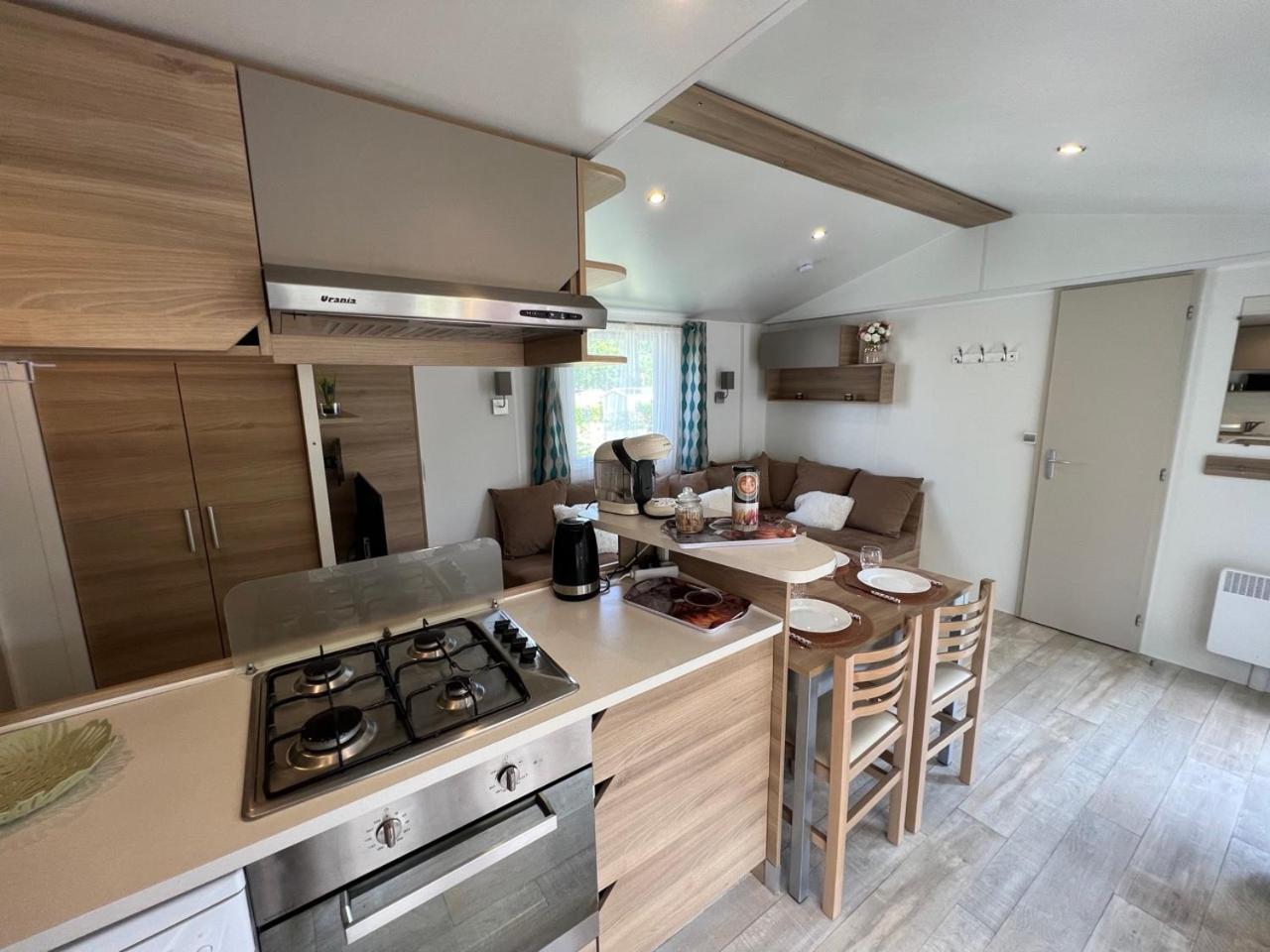 Mobil-Home 4 Etoiles Avec Piscine Proche De Blois Onzain Kültér fotó