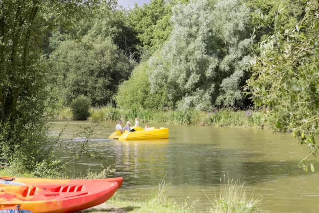 Mobil-Home 4 Etoiles Avec Piscine Proche De Blois Onzain Kültér fotó